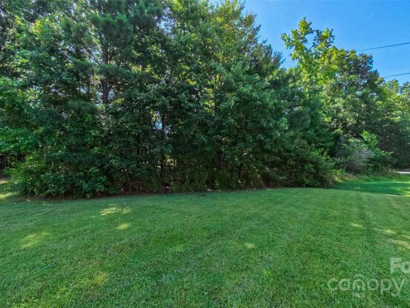11514 Hattie Little Street, Charlotte, NC 28269.  MLS# CAR4273217, YatesRealty ID 20864. 