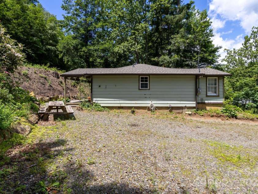 3153 Old US 70 Highway, Black Mountain, NC 28711.  MLS# CAR4270561, YatesRealty ID 20865. 