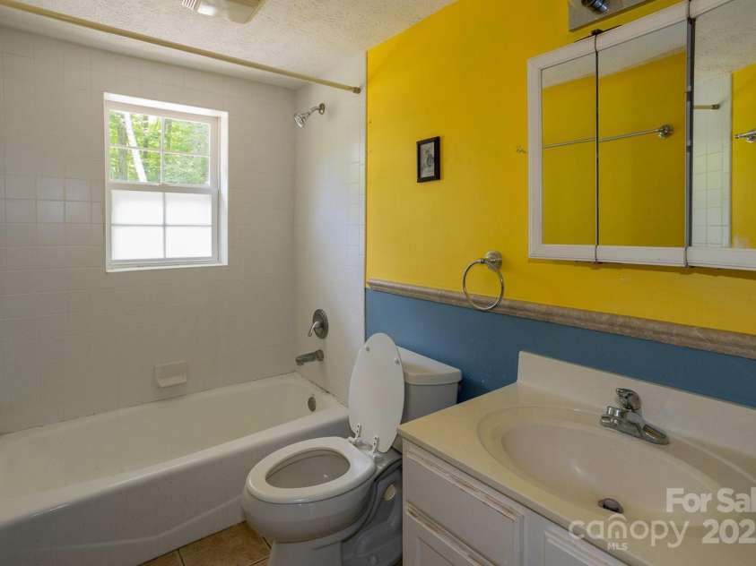 3153 Old US 70 Highway, Black Mountain, NC 28711.  MLS# CAR4270561, YatesRealty ID 20865. 