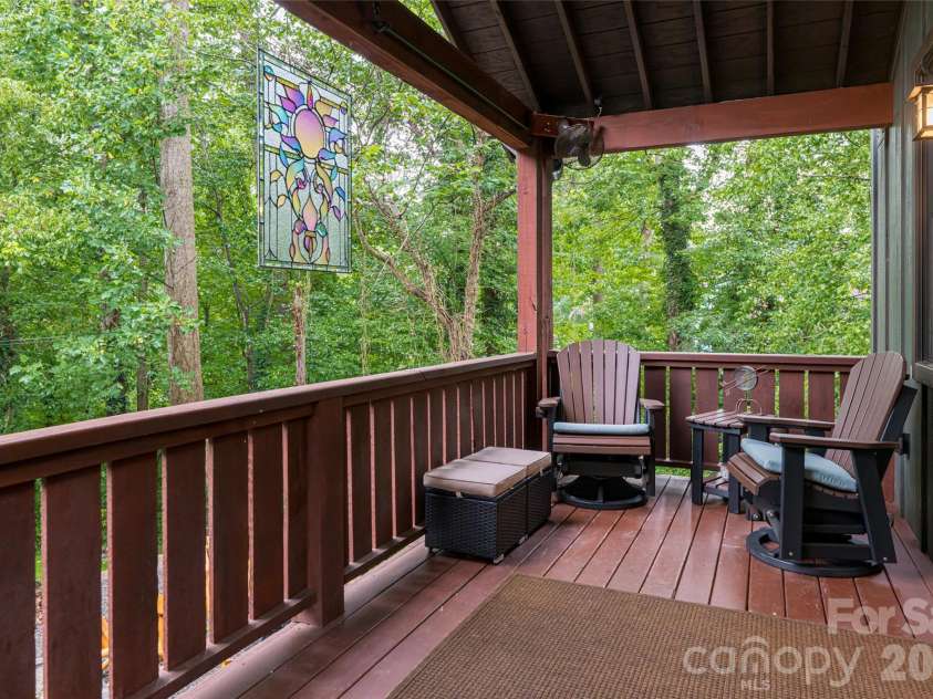 51, 51B Westover Drive, Asheville, NC 28801.  MLS# CAR4370850, YatesRealty ID 20866. 