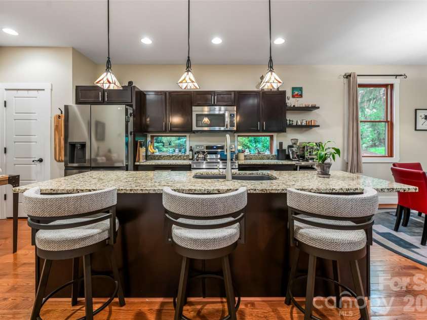 51, 51B Westover Drive, Asheville, NC 28801.  MLS# CAR4370850, YatesRealty ID 20866. Main Home Main Level