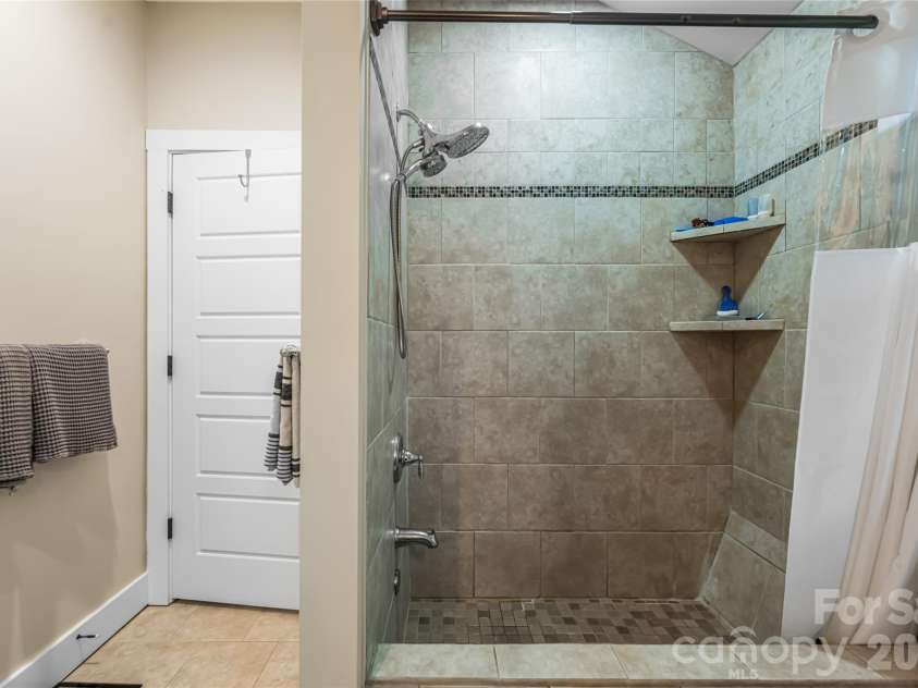 51, 51B Westover Drive, Asheville, NC 28801.  MLS# CAR4370850, YatesRealty ID 20866. Main Home Upstiars