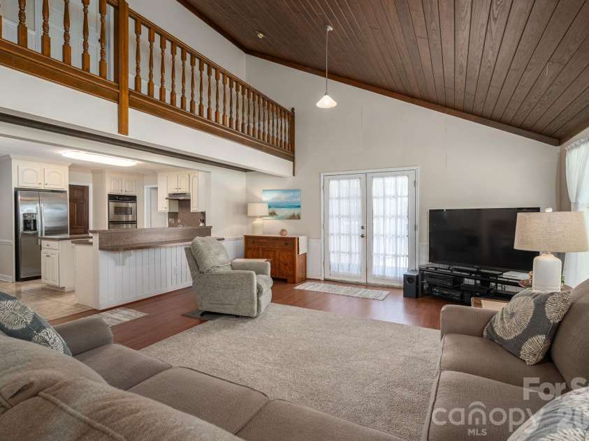 2410 Monticello Drive, Gastonia, NC 28056.  MLS# CAR4336958, YatesRealty ID 20867. 