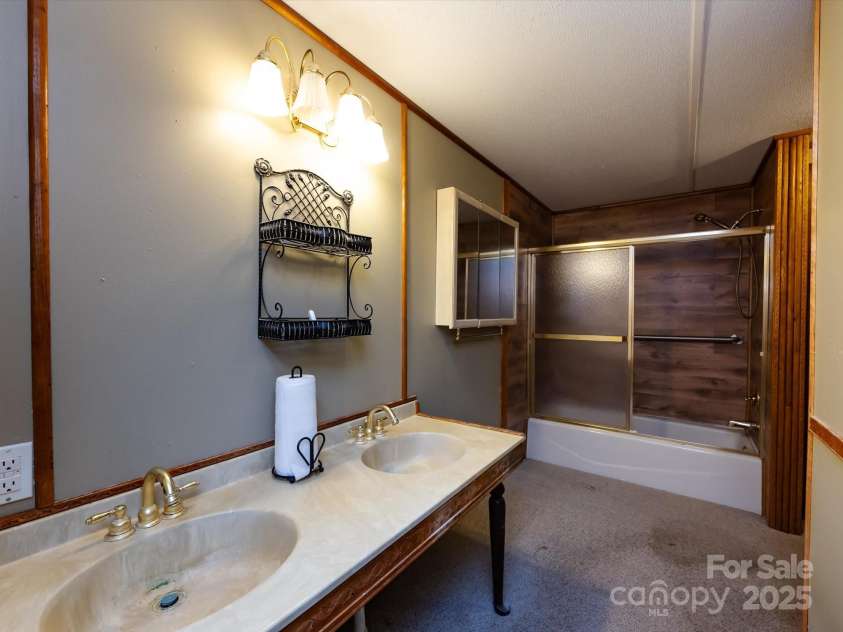 3881 Wood Duck Lane, Denver, NC 28037.  MLS# CAR4272232, YatesRealty ID 20868. 