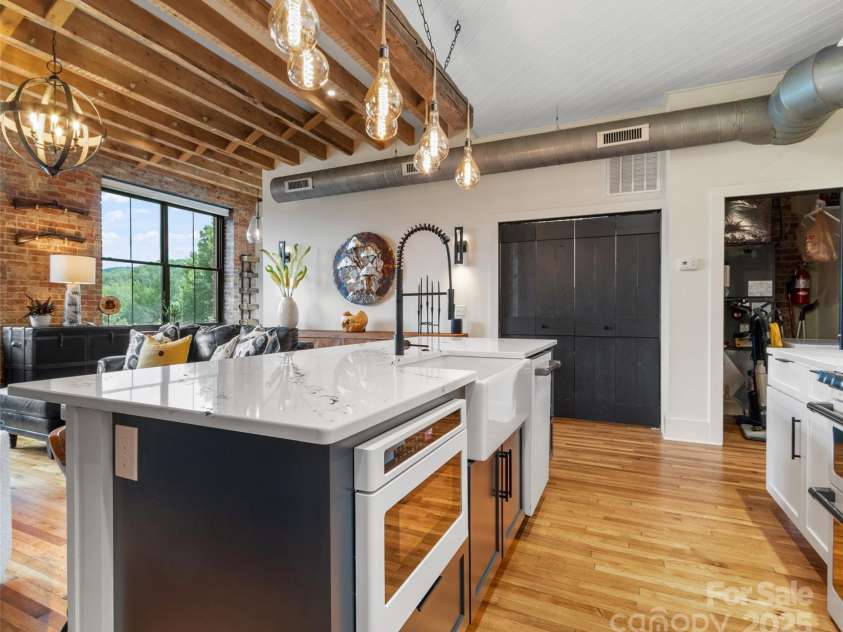 5 Town Square, Burnsville, NC 28714.  MLS# CAR4284216, YatesRealty ID 20869. Kitchen with GE Cafe Appliances