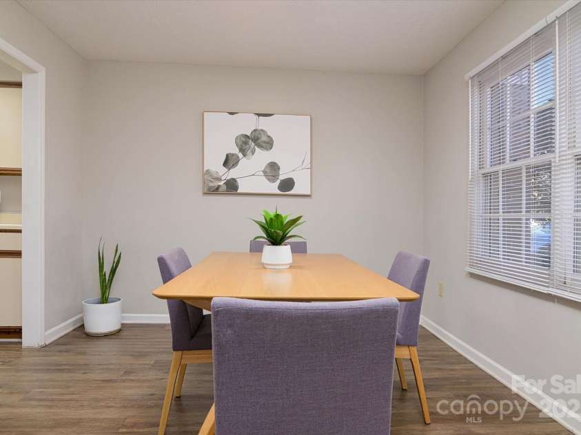 825 21st Avenue, Hickory, NC 28601.  MLS# CAR4273110, YatesRealty ID 20869. 