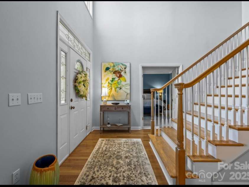 42 Surrey Run, Asheville, NC 28803.  MLS# CAR4285400, YatesRealty ID 2087. 