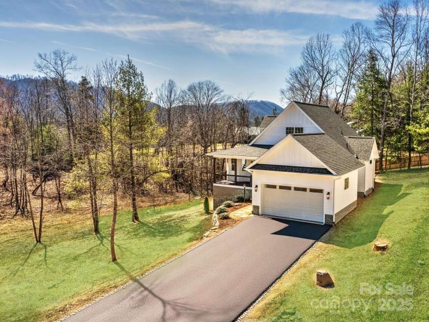 803 Concord Road, Fletcher, NC 28732.  MLS# CAR4231916, YatesRealty ID 2087. 