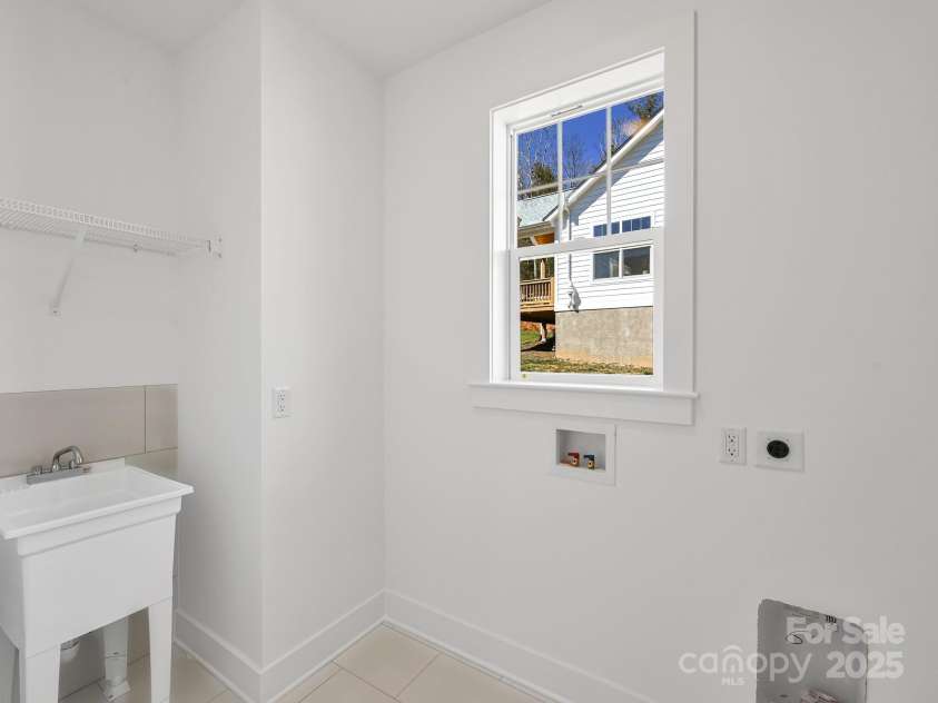 803 Concord Road, Fletcher, NC 28732.  MLS# CAR4231916, YatesRealty ID 2087. 