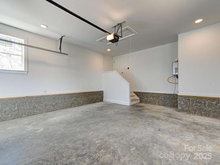 803 Concord Road, Fletcher, NC 28732.  MLS# CAR4231916, YatesRealty ID 2087. 