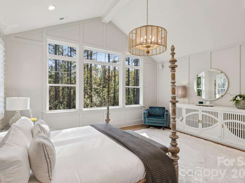 2013 Garden View Lane, Weddington, NC 28104.  MLS# CAR4377174, YatesRealty ID 20870. Oversized windows that pours in natural light
