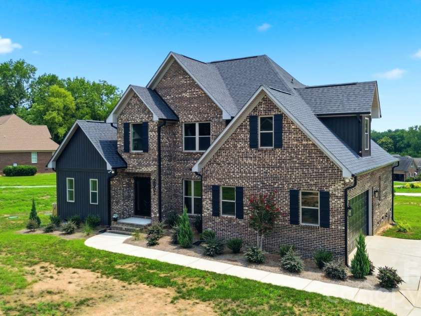 2003 Duntov Drive, Monroe, NC 28110.  MLS# CAR4405457, YatesRealty ID 20871. 