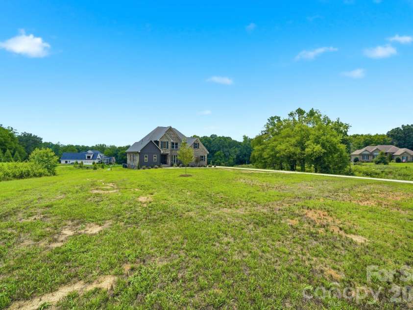 2003 Duntov Drive, Monroe, NC 28110.  MLS# CAR4405457, YatesRealty ID 20871. 