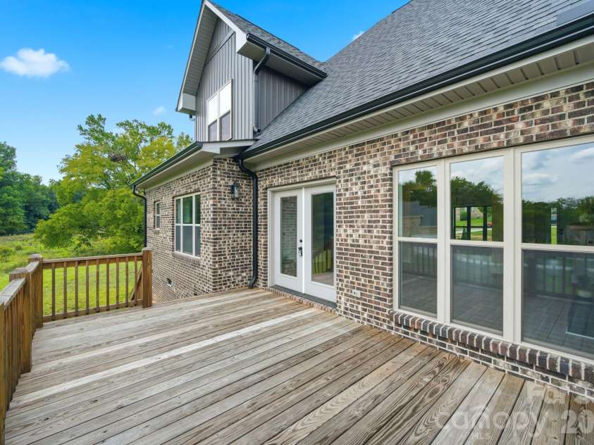 2003 Duntov Drive, Monroe, NC 28110.  MLS# CAR4405457, YatesRealty ID 20871. 