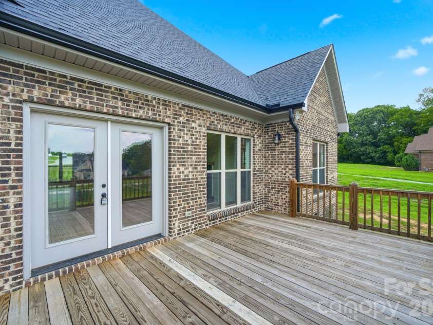 2003 Duntov Drive, Monroe, NC 28110.  MLS# CAR4405457, YatesRealty ID 20871. 