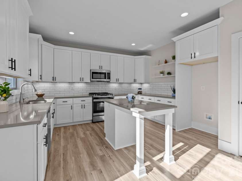 2003 Duntov Drive, Monroe, NC 28110.  MLS# CAR4405457, YatesRealty ID 20871. Kitchen