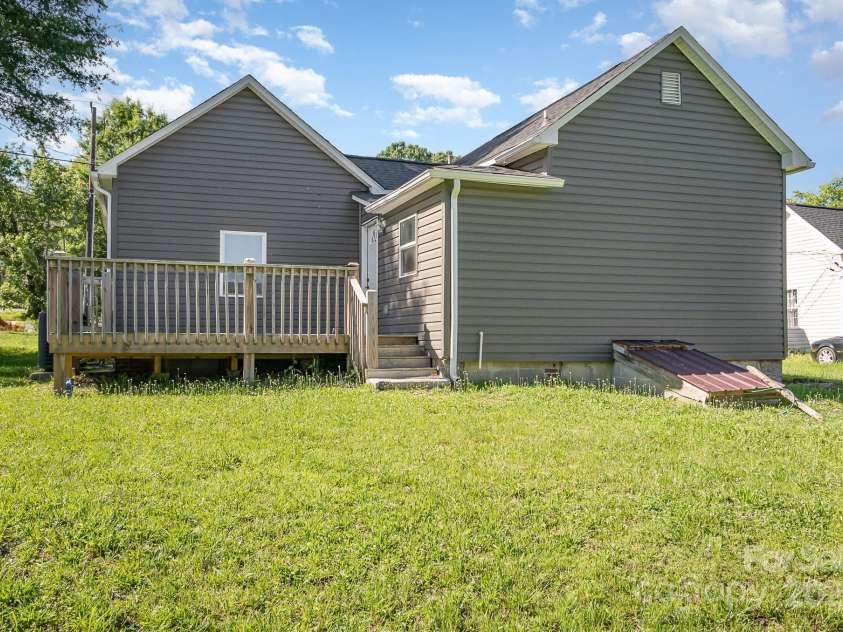 304 Ingram Street, Thomasville, NC 27360.  MLS# CAR4271993, YatesRealty ID 20872. Back of Home