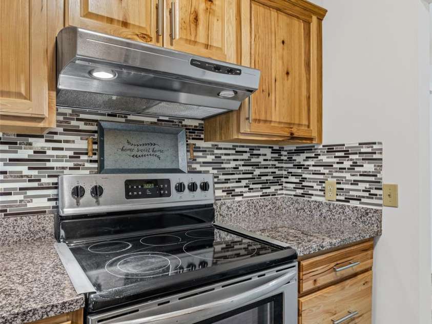 2636 Park Road, Charlotte, NC 28209.  MLS# CAR4359644, YatesRealty ID 20873. 