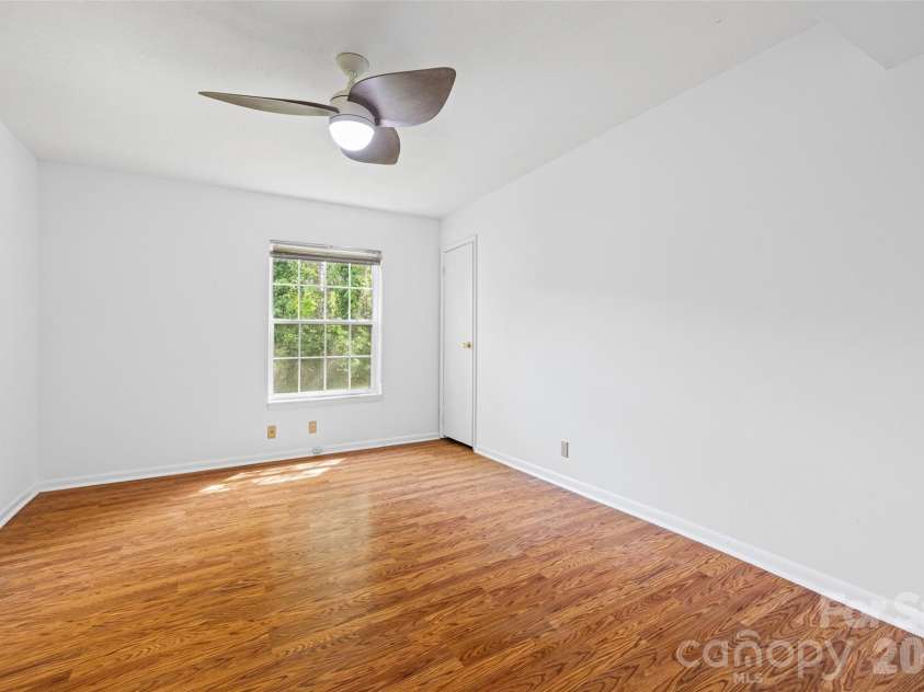 2636 Park Road, Charlotte, NC 28209.  MLS# CAR4359644, YatesRealty ID 20873. 