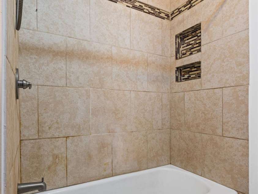 2636 Park Road, Charlotte, NC 28209.  MLS# CAR4359644, YatesRealty ID 20873. 
