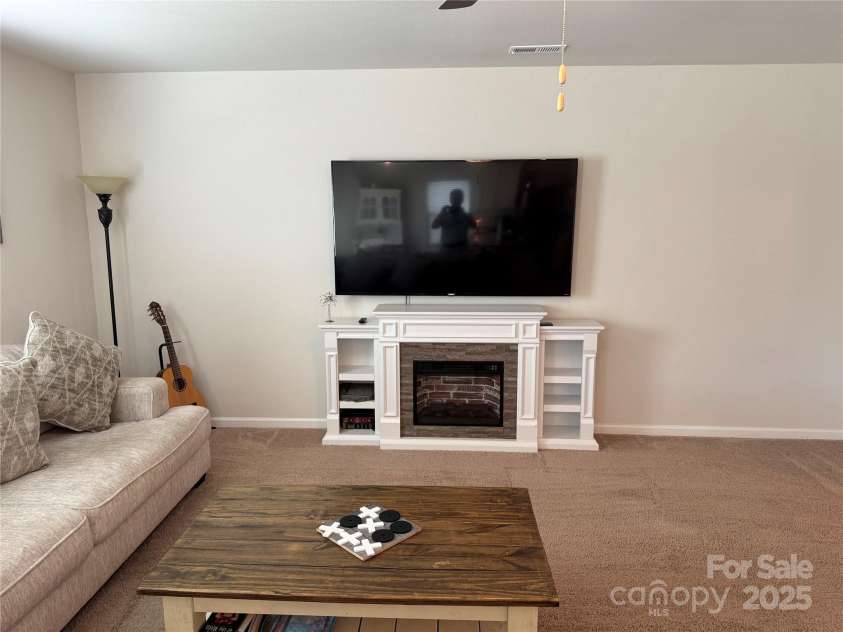 811 Constantine Road, Richburg, SC 29729.  MLS# CAR4273448, YatesRealty ID 20873. 