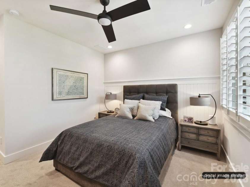 3133 Country Club Drive, Charlotte, NC 28205.  MLS# CAR4370769, YatesRealty ID 20874. Upstairs Bedroom with ensuite Bath