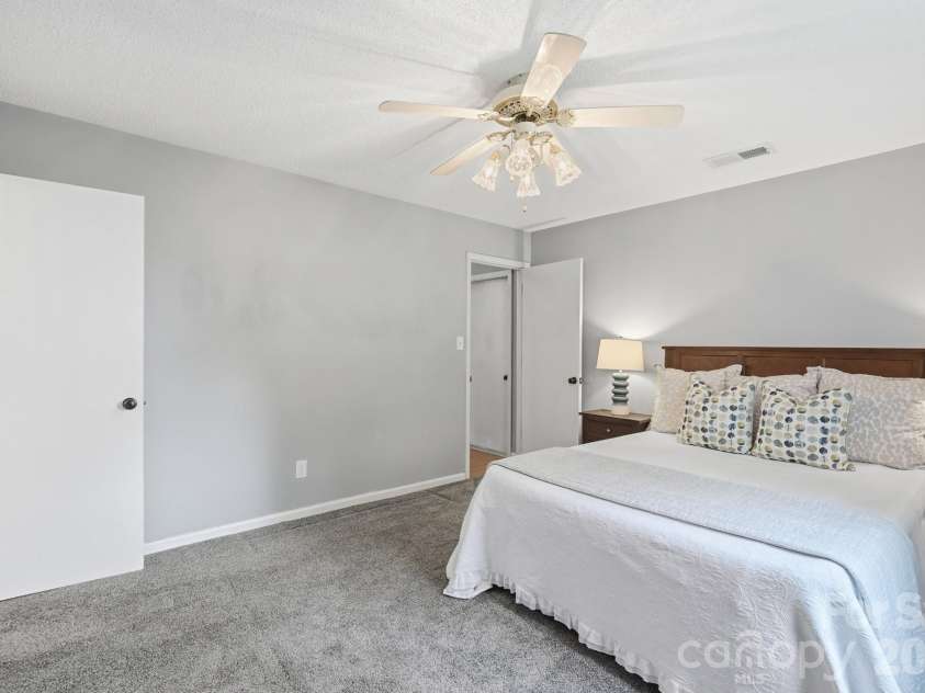 1200 Clear Springs Court, Charlotte, NC 28214.  MLS# CAR4370063, YatesRealty ID 20875. 