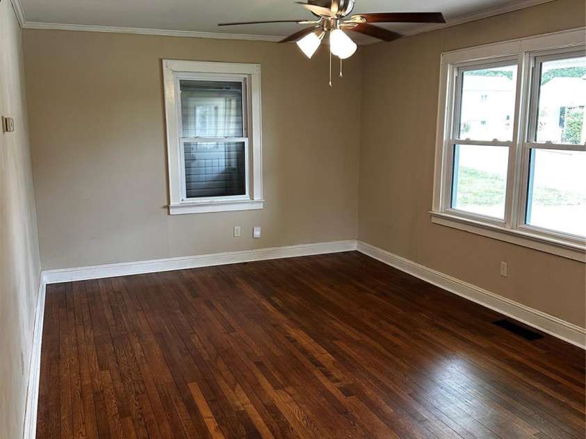 1116 Lenoir Avenue, Lenoir, NC 28645.  MLS# CAR4273431, YatesRealty ID 20876. 