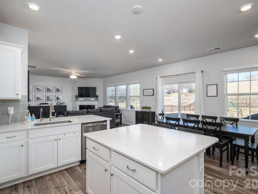 4630 Maiden Creek Way, Maiden, NC 28650.  MLS# CAR4344098, YatesRealty ID 20877. 