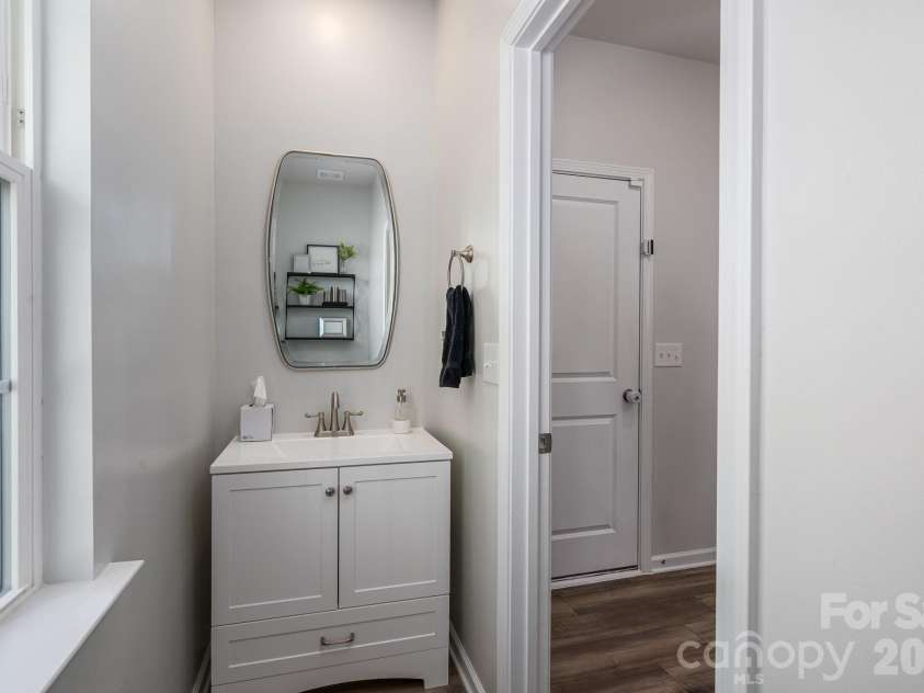 4630 Maiden Creek Way, Maiden, NC 28650.  MLS# CAR4344098, YatesRealty ID 20877. Downstairs Half Bath
