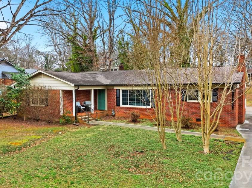 705 2nd Avenue, Conover, NC 28613.  MLS# CAR4352573, YatesRealty ID 20879. 