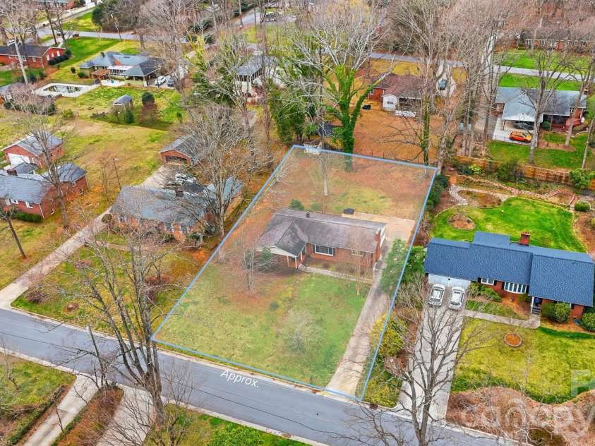 705 2nd Avenue, Conover, NC 28613.  MLS# CAR4352573, YatesRealty ID 20879. 