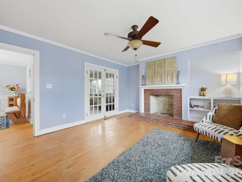 705 2nd Avenue, Conover, NC 28613.  MLS# CAR4352573, YatesRealty ID 20879. Den