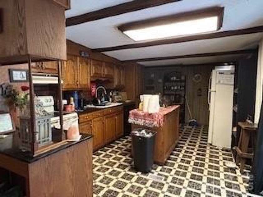 40 Robinson Holler Drive, Marion, NC 28752.  MLS# CAR4273605, YatesRealty ID 20880. Kitchen