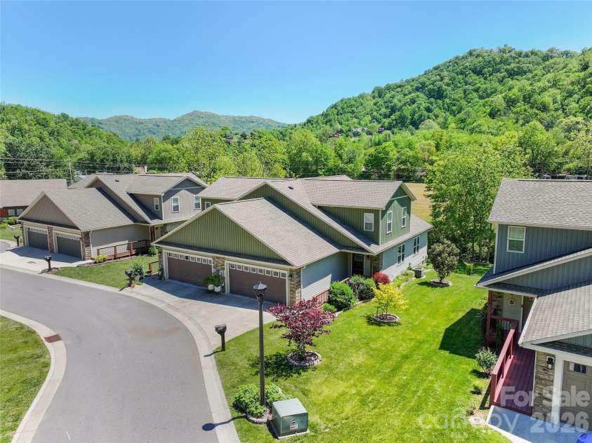 254 February Lane, Waynesville, NC 28785.  MLS# CAR4306860, YatesRealty ID 20882. 