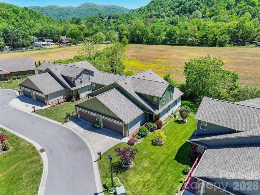 254 February Lane, Waynesville, NC 28785.  MLS# CAR4306860, YatesRealty ID 20882. 