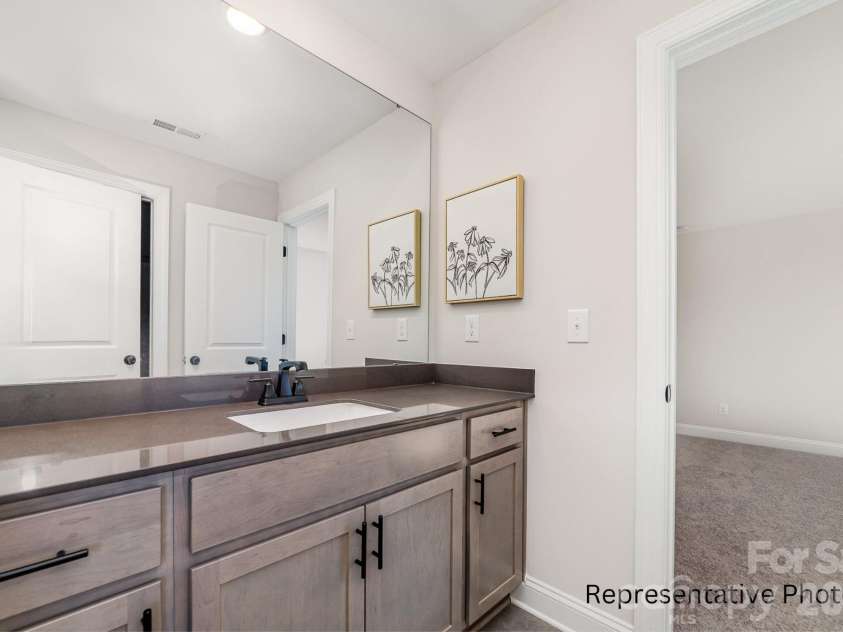 000 Rivendell Road, Denver, NC 28037.  MLS# CAR4343533, YatesRealty ID 20883. 