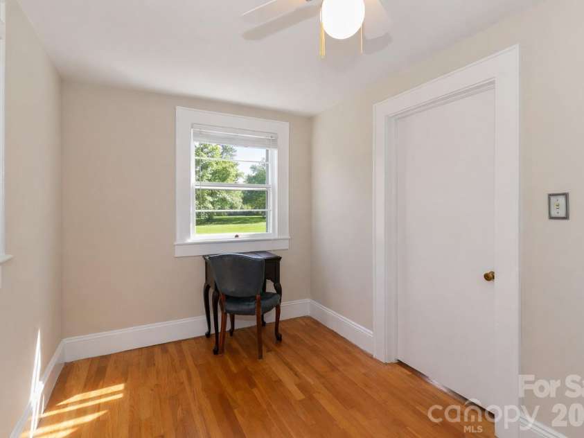 216 31st Avenue, Hickory, NC 28601.  MLS# CAR4349538, YatesRealty ID 20884. Bedroom 5 upper level