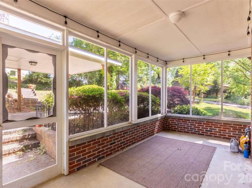 216 31st Avenue, Hickory, NC 28601.  MLS# CAR4349538, YatesRealty ID 20884. Screened porch
