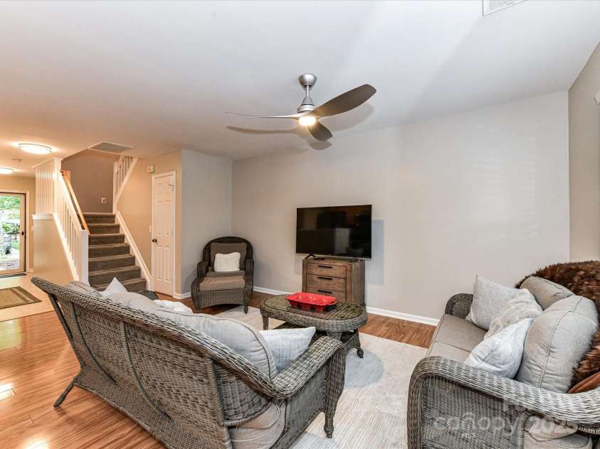 9530 Elizabeth Townes Lane, Charlotte, NC 28277.  MLS# CAR4264411, YatesRealty ID 20884. 