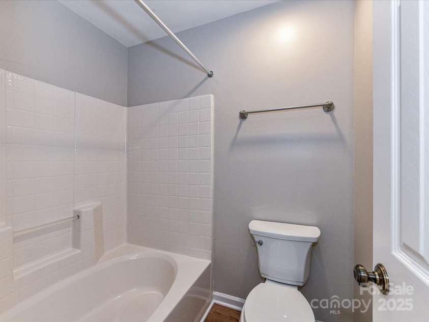 9530 Elizabeth Townes Lane, Charlotte, NC 28277.  MLS# CAR4264411, YatesRealty ID 20884. 