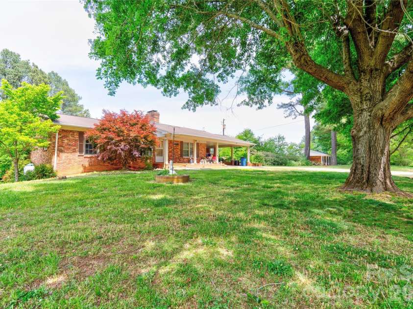 130 Old Belwood Road, Lawndale, NC 28090.  MLS# CAR4378448, YatesRealty ID 20885. Front Left