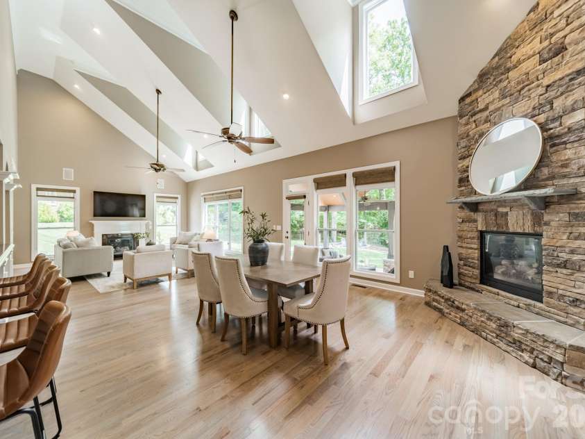 302 Tallow Tree Court, Waxhaw, NC 28173.  MLS# CAR4374585, YatesRealty ID 20886. 