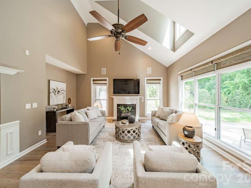 302 Tallow Tree Court, Waxhaw, NC 28173.  MLS# CAR4374585, YatesRealty ID 20886. 