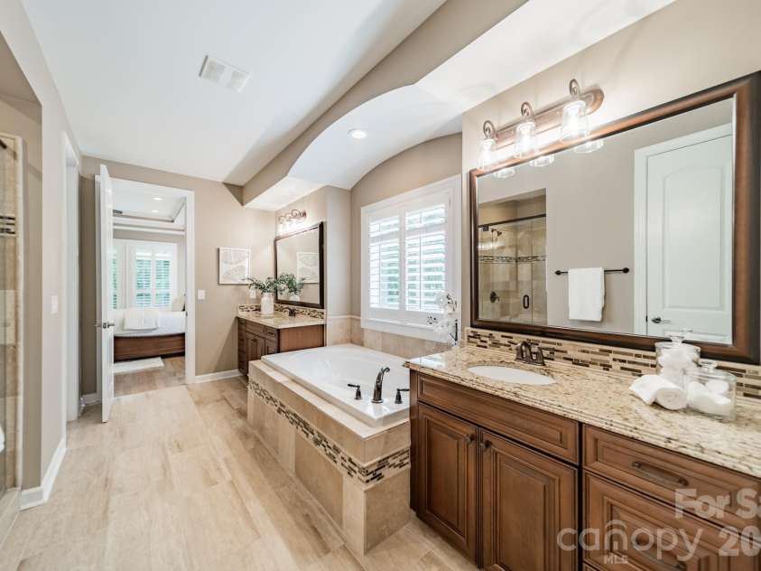 302 Tallow Tree Court, Waxhaw, NC 28173.  MLS# CAR4374585, YatesRealty ID 20886. 