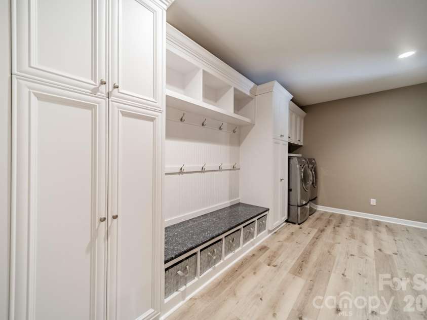 302 Tallow Tree Court, Waxhaw, NC 28173.  MLS# CAR4374585, YatesRealty ID 20886. 