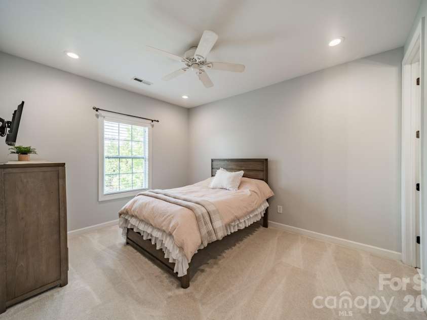 302 Tallow Tree Court, Waxhaw, NC 28173.  MLS# CAR4374585, YatesRealty ID 20886. 
