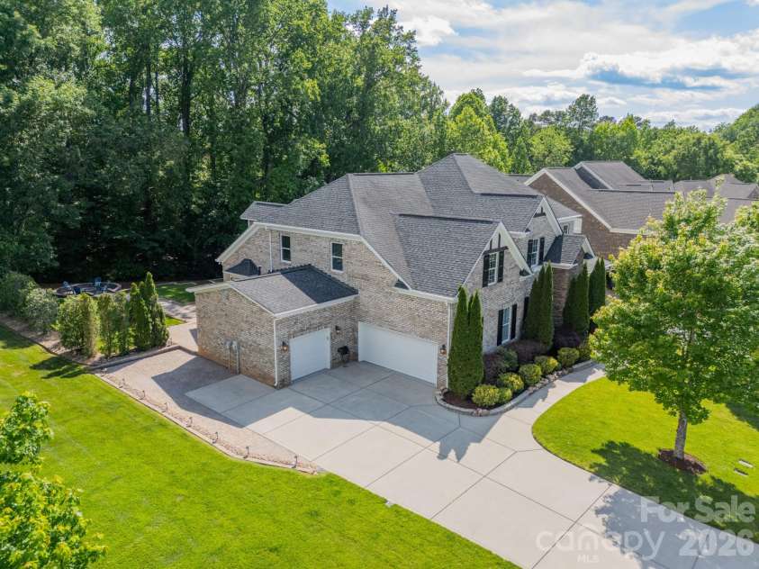 302 Tallow Tree Court, Waxhaw, NC 28173.  MLS# CAR4374585, YatesRealty ID 20886. 