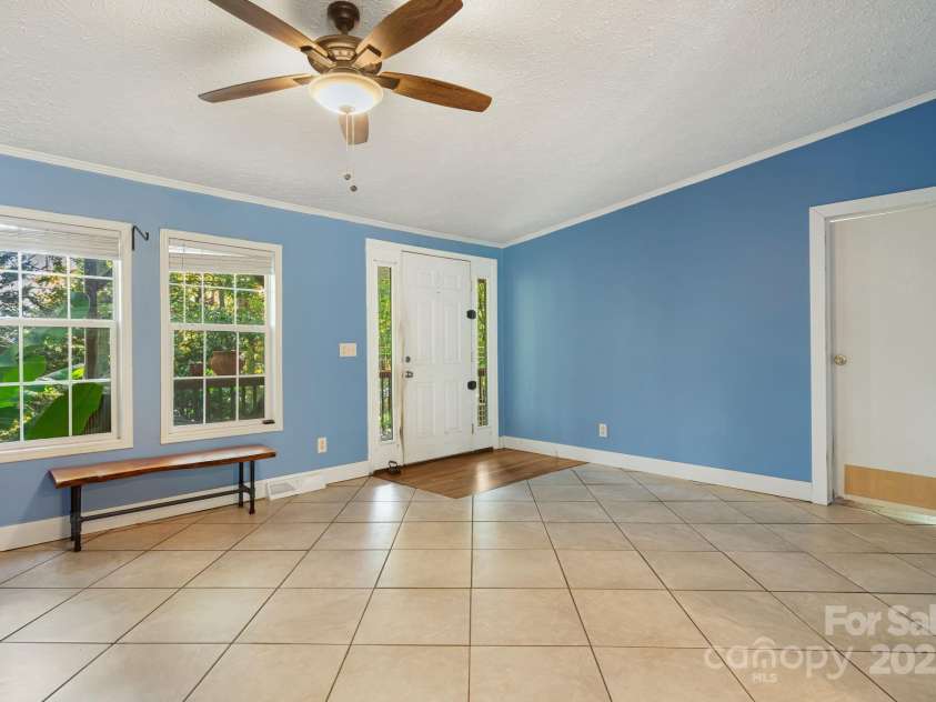 35 Evelyn Acres Drive, Asheville, NC 28806.  MLS# CAR4312401, YatesRealty ID 20886. Entry - Great space for a hall tree, bench with cubbies, sitting area, etc.
