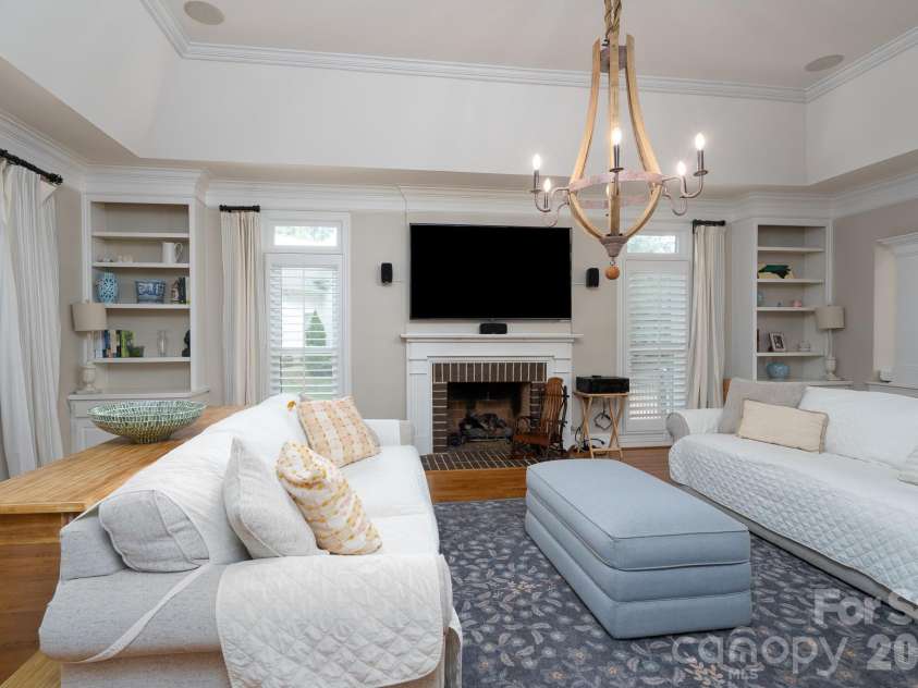 5201 Jupiter Hills Court, Charlotte, NC 28277.  MLS# CAR4294389, YatesRealty ID 20887. 